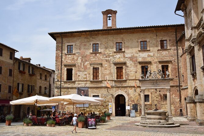 Montepulciano: Winery Tour & Tasting Experience - Four Tuscan wines, from Rosso to Nobile Riserva