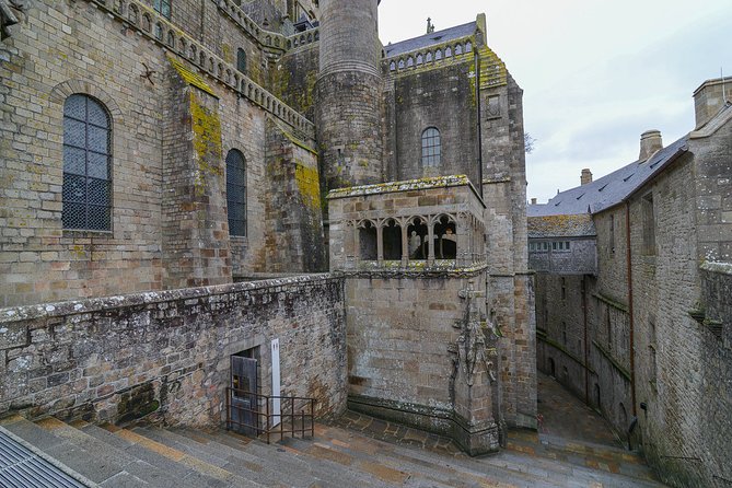 Mt St. Michel Private Tour with Abbey tickets and tour guide - Three hours, group size, and physical effort