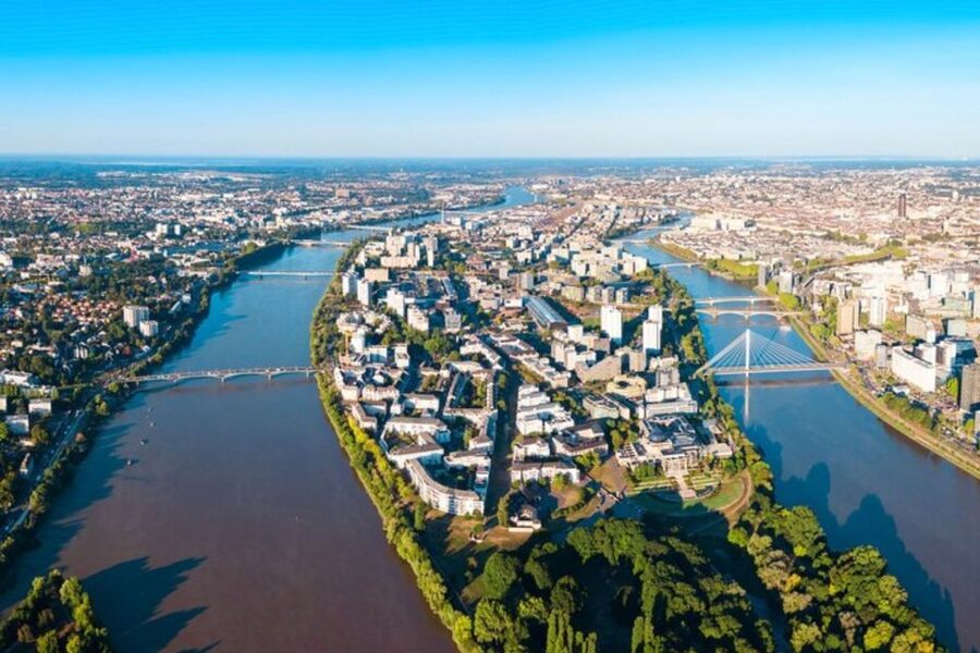 Nantes: Private custom tour with a local guide - A private first look at Nantes