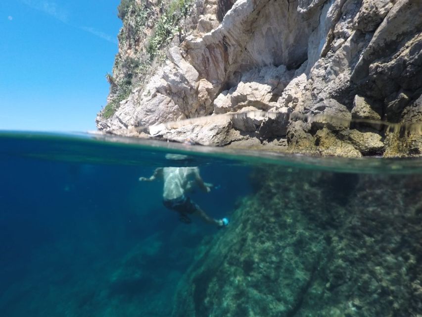 Nice: 1h30 nautical excursion to Cap Ferrat - The swimming stop and snorkeling question
