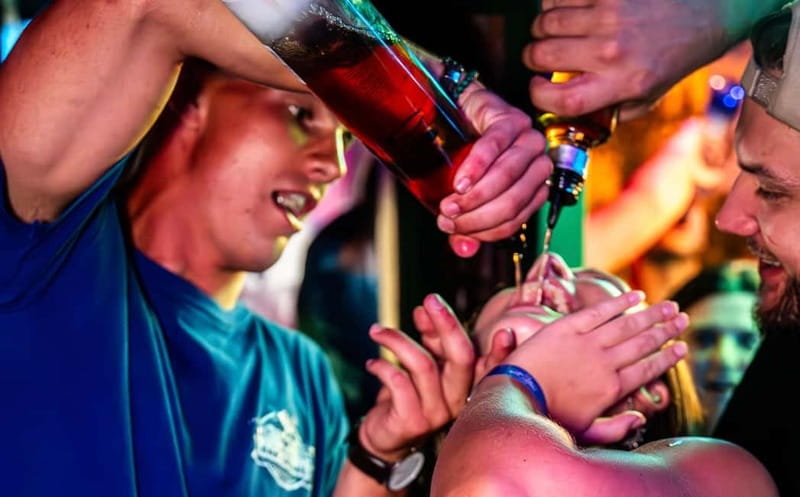 Nice: Bar/Pub Crawl with Free Shots and VIP Entry - What the Nice bar crawl actually feels like