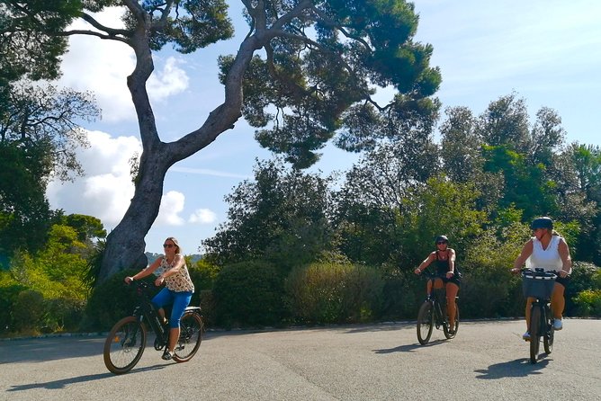 Nice Essentials Guided Electric Bike Tour - Promenade des Anglais: a gentle start beside the sea