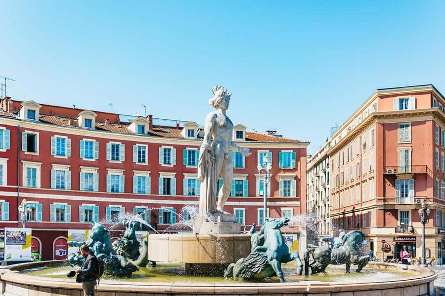 Nice: Old Town & Castle Hill Informative Guided Walking Tour - Meeting at the Centenary Monument by the sea