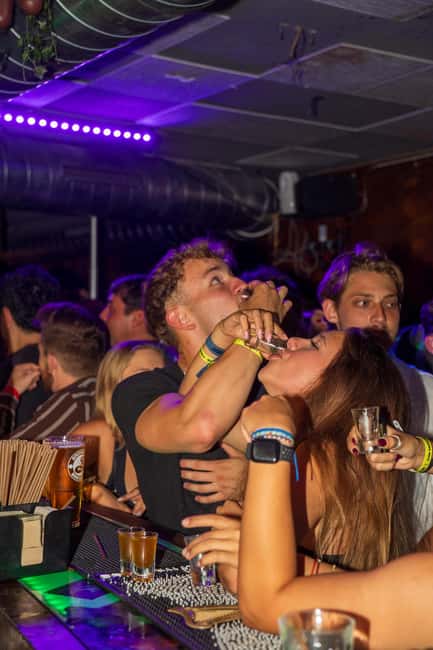 Nice: Party Bar Crawl with Club VIP, 6 Shots, and Games - Games and introductions do the real work
