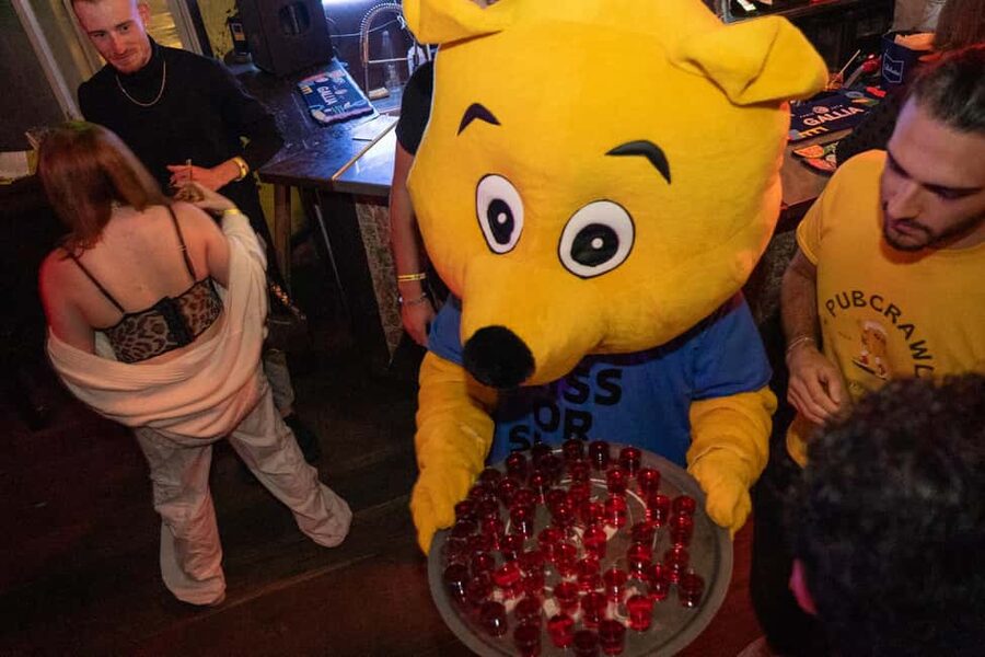 Nice: Party Bar Crawl with Club VIP, 6 Shots, and Games - What to wear and what to leave behind