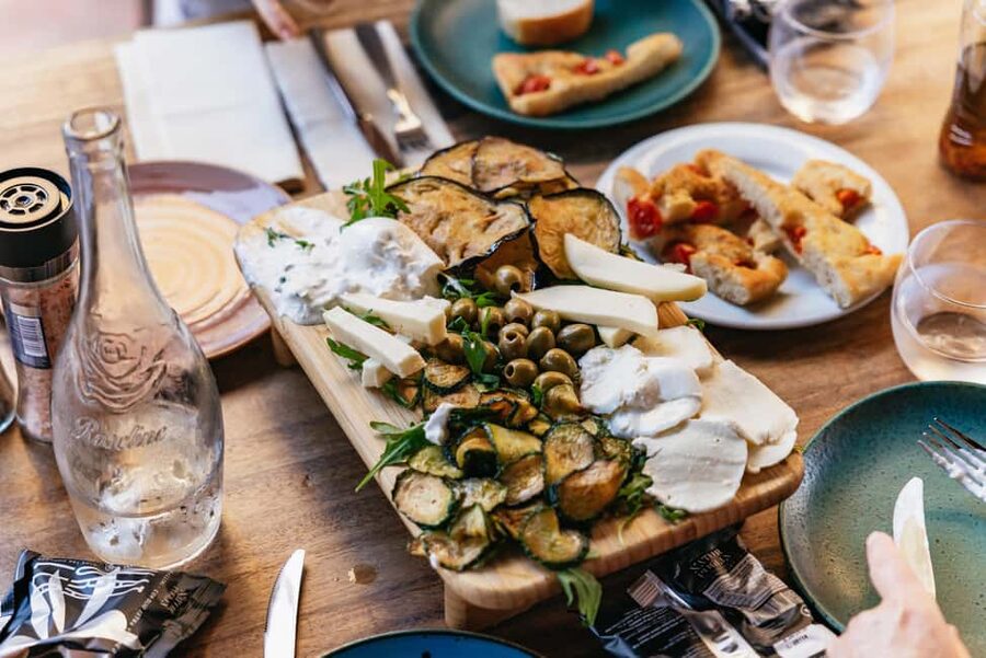 Nice: Provencal Food Walking Tour with Tastings - Pissaladière and Niçois farçis