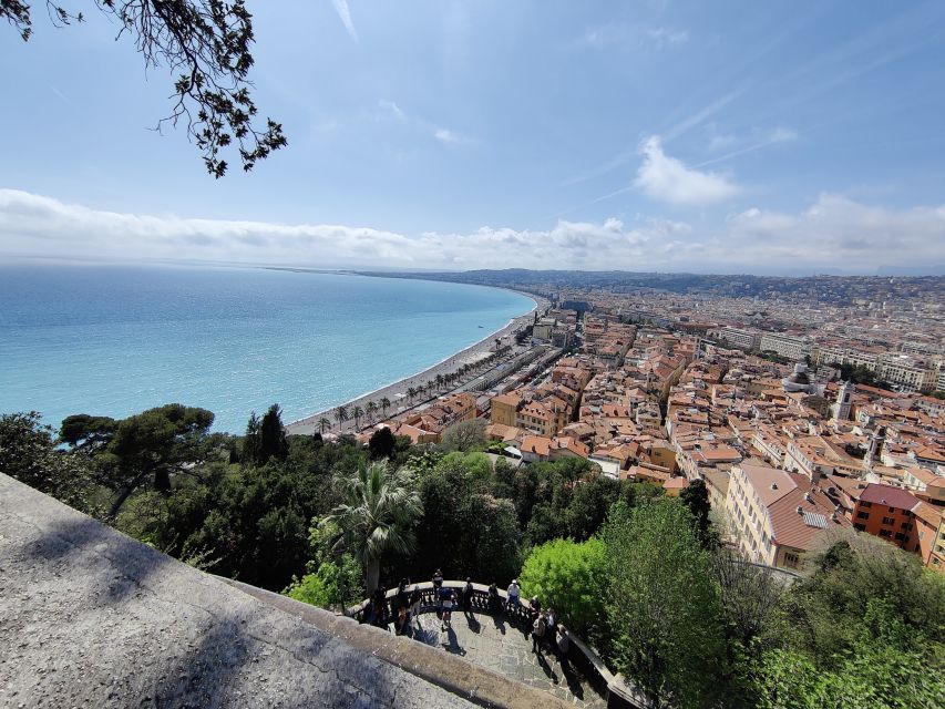 Nice: Sightseeing Walking Tour with certified tour guide - Quai des États-Unis and the Promenade des Anglais