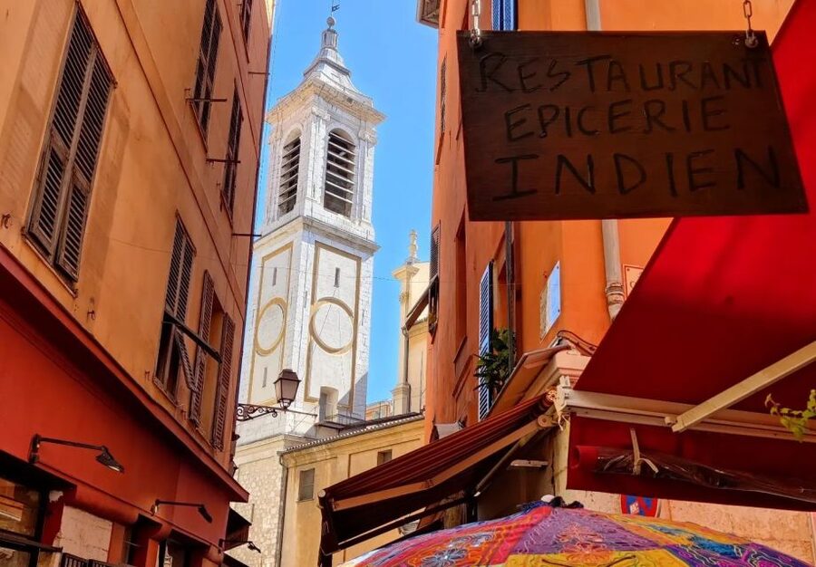 Nice: Sightseeing Walking Tour with certified tour guide - What the guide adds to the walk