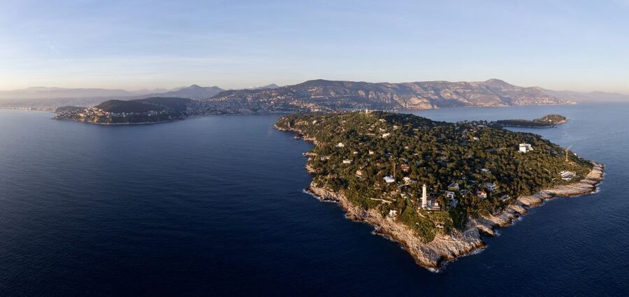 Nice: Snorkeling Speedboat Tour in Villefranche Bay - The final call: book it for a short Riviera water adventure