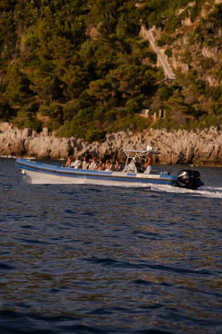 Nice: Sunset Boat Tour with Wine and Local Snacks - Saint-Jean-Cap-Ferrat from the water