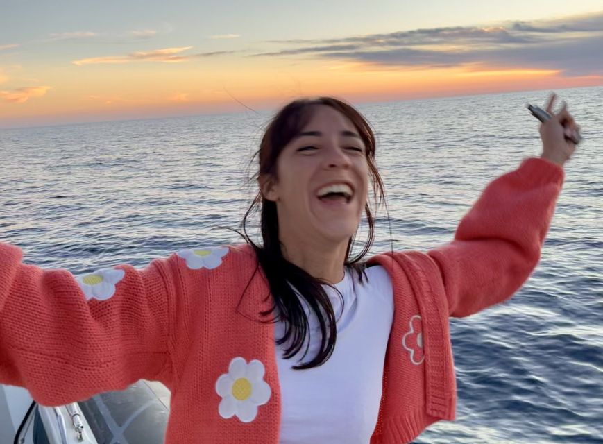 Nice: Sunset Boat Tour with Wine and Local Snacks - Why the small group changes the evening