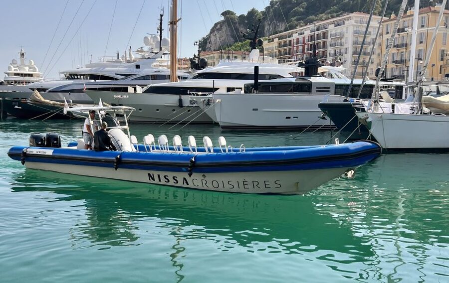 Nice: Sunset Boat Tour with Wine and Local Snacks - Villefranche Bay: swimming, snorkeling, and an apéritif