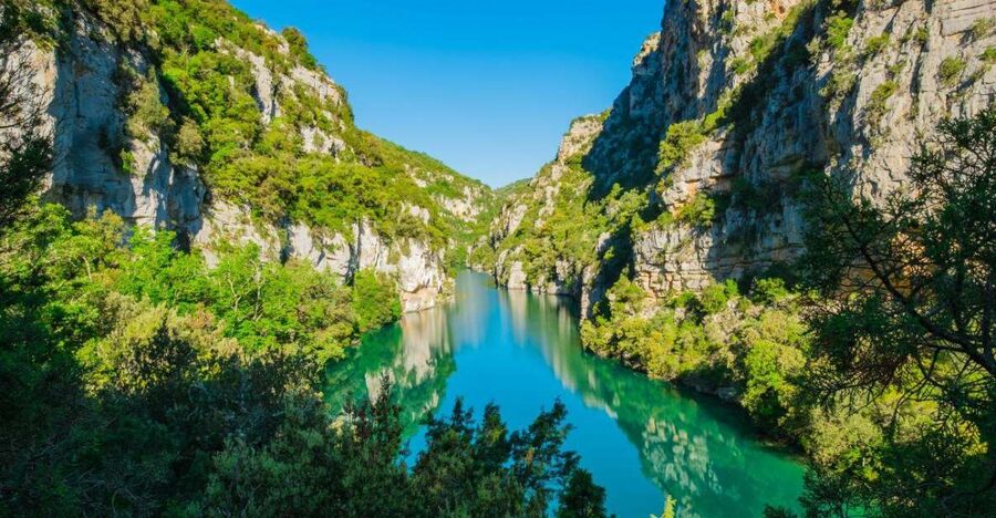 Nice: The Gorges du Verdon and Ste Croix Lake Full-Day Tour - Castellane and the old Route Napoleon setting