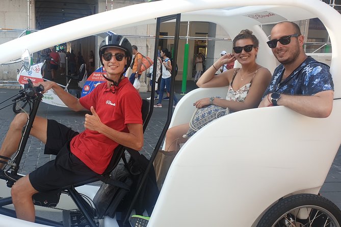 Nice: Visit of Nice by electrically assisted bike taxi 1 hour. - Opera House, courthouse, and the Cours Saleya market