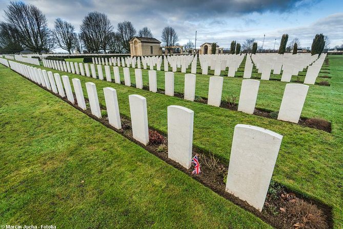 Normandy Battlefields Day Trip: Omaha, Sword & British Airborne Sector (A1B2) - Sword Beach: the British landing sector
