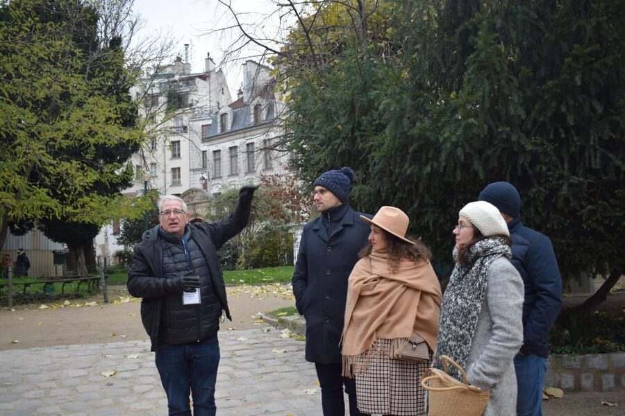 Notre-Dame Cathedral Exterior & Latin Quarter Guided Tour - Notre-Dame’s façade and the story of the 2019 fire