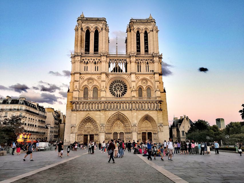 Notre-Dame Cathedral Private tour - Should you book the private Notre-Dame tour?