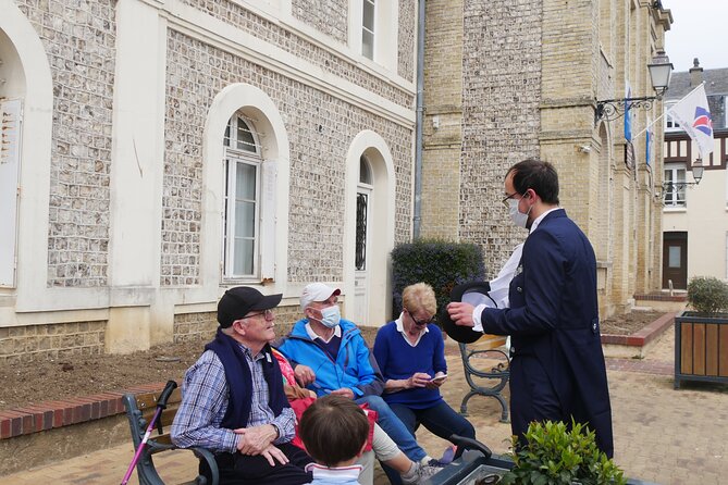 Outdoor Escape Game in Étretat - Choosing between the independent and VIP versions