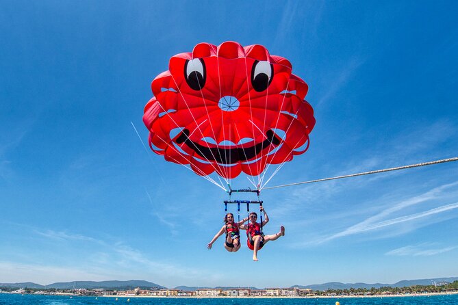 Parasailing flight two people, in Mandelieu-Cannes - Price: fair for a shared coastal thrill