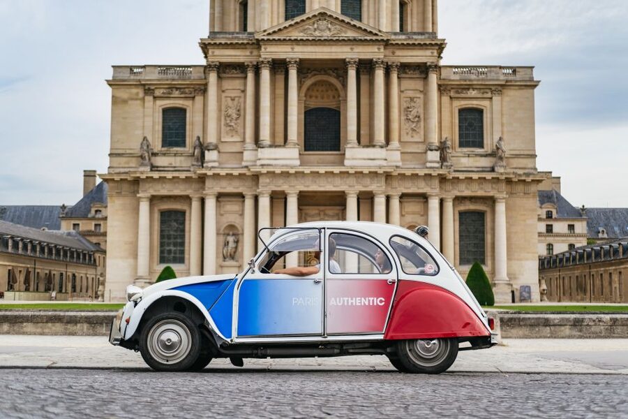Paris: 1-Hour Vintage Citroen 2CV Tour - Ile de la Cité and Notre-Dame de Paris