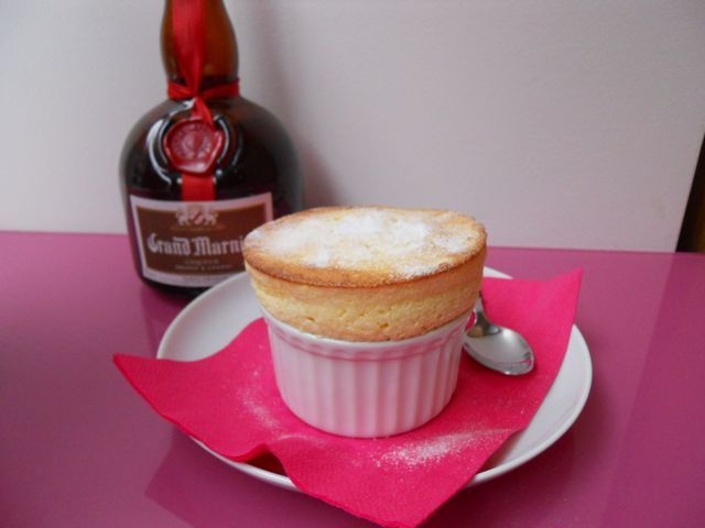 Paris: 2.5-Hour French Pastry Cooking Class - A pastry class with a personal Paris address