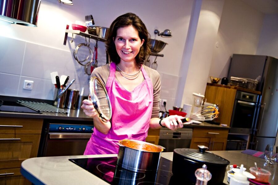 Paris: 2.5-Hour French Pastry Cooking Class - Preparing two or three classic French desserts