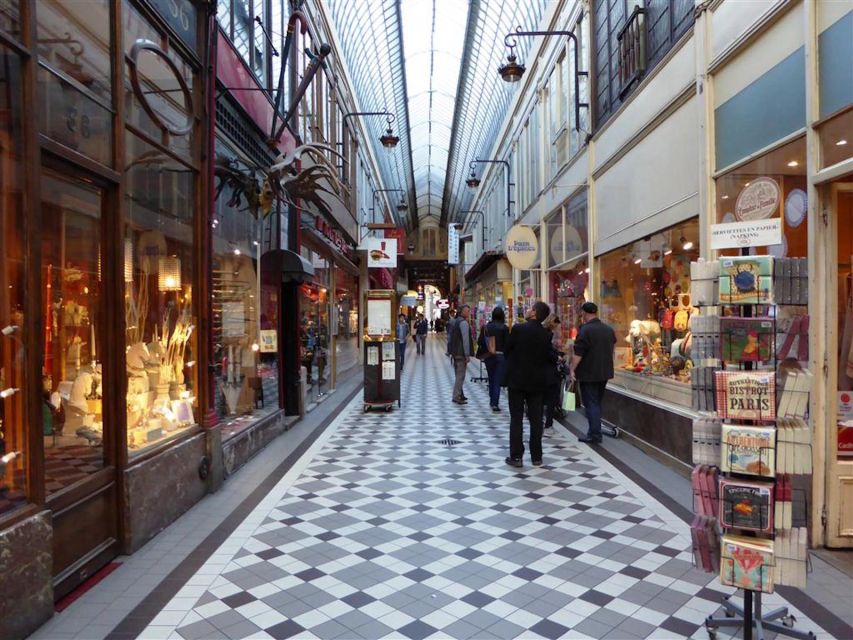 Paris: 2-Hour Passages Private City Tour in German - Starting at Le Peletier on Metro Line 7