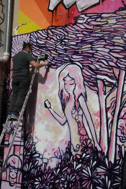 Paris: 2-Hour Street Art Tour - The guide matters more than the map