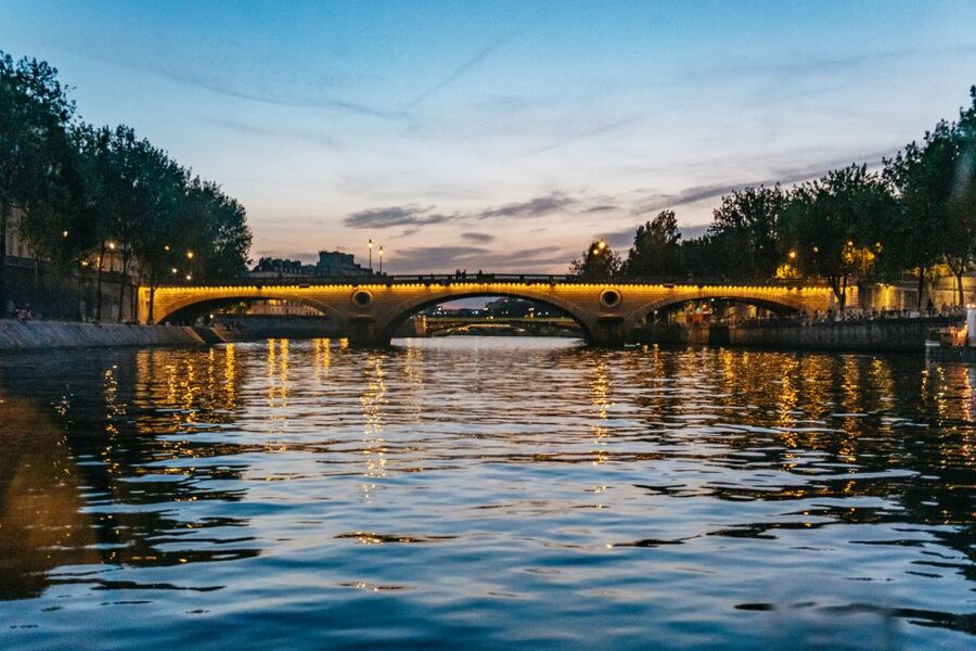 Paris : 3-Course Gourmet Dinner Cruise on Seine River - How good is the food for about $100?