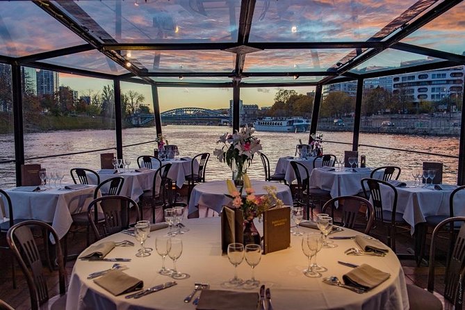 Paris 3-Courses Gourmet Dinner Seine River Cruise with Champagne - Choosing between the 6:45 and 9:15 departures