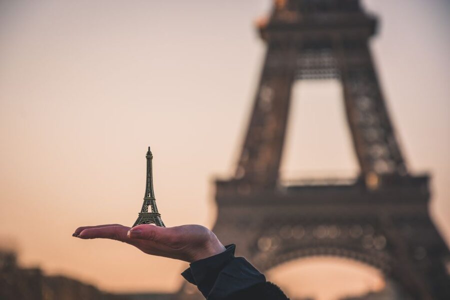 Paris: Access Eiffel Tower Summit or Second Level - Meeting at Paris Lounge, not at the Eiffel Tower