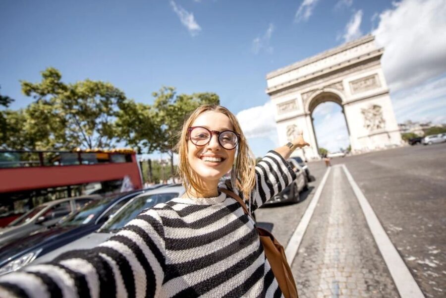 Paris: Arc de Triomphe Entry with Seine Cruise - Who will get the most from this $45 combo