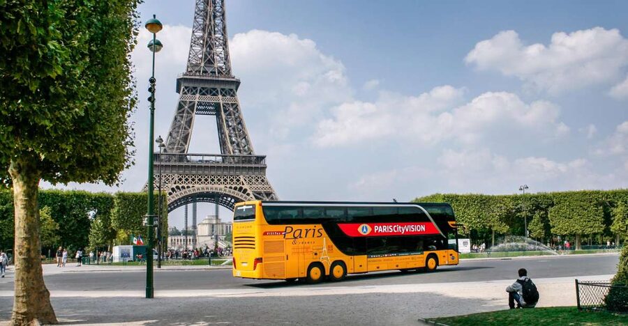 Paris: Audio-Guided Bus Tour & Seine River Cruise - Meeting at Place de Sydney