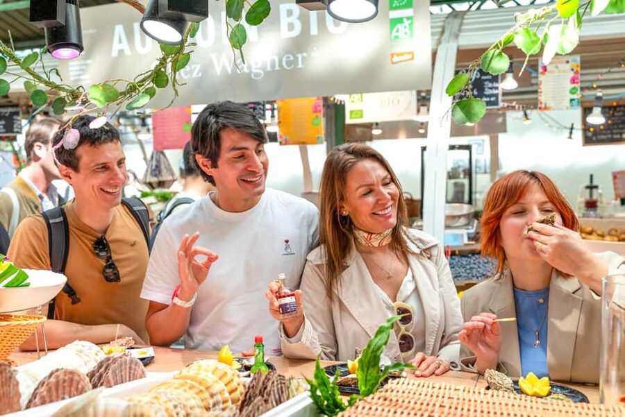 Paris: Authentic Food & Wine Tasting Tour in Le Marais - Finishing with a fresh crêpe