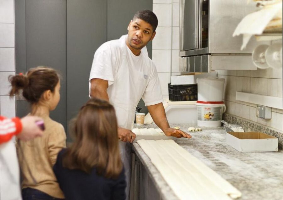 Paris: Behind the Scenes Bakery Tour with Breakfast - Who should book this bakery tour?