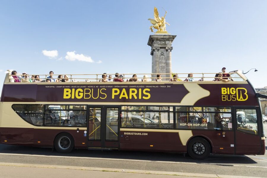Paris: Big Bus Hop-on Hop-off Tour & Panoramic Night Tour - The Eiffel Tower and the wide-open western view