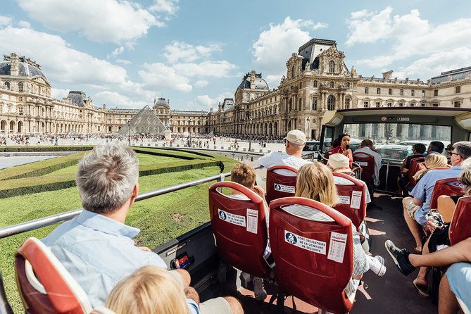Paris Big Bus Hop-On Hop-Off Tour with Optional River Cruise - Stop 2: Pont des Arts and the Seine