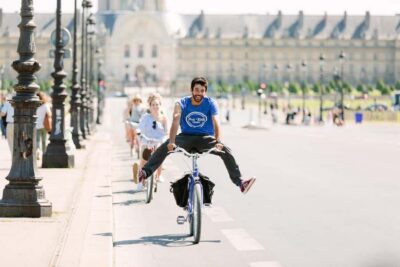 Paris Bike Tour: Eiffel Tower, Place de la Concorde & More
