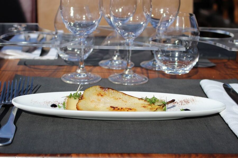 Paris: Bustronome Gourmet Dinner Tour - What arrives on the six-course dinner menu