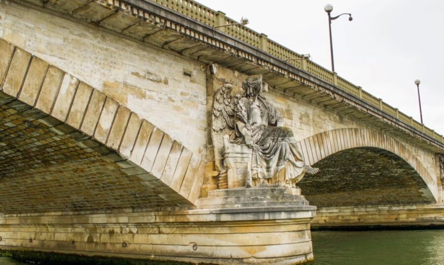 Paris: Catacombs, Audio Guide, and River Cruise Option - Paris’s quiet city beneath the city