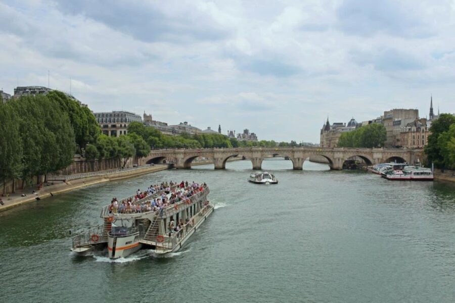 Paris: Catacombs, Audio Guide, and River Cruise Option - Should you book the Catacombs and Seine cruise?