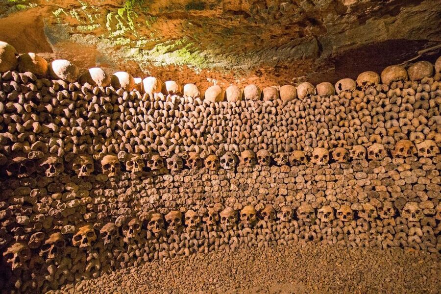 Paris: Catacombs Entry & Seine River Cruise with Audio Guide - Why pair Paris’s bones with its river views?