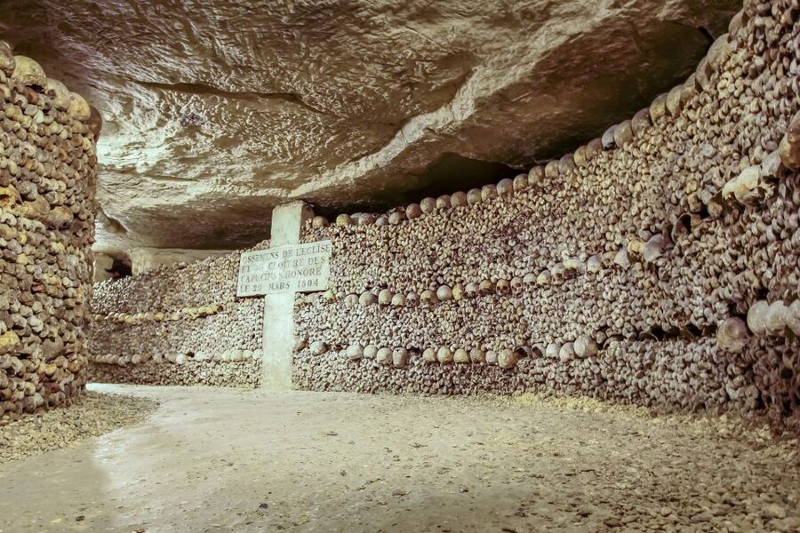 Paris: Catacombs Restricted Access Tour - Who should book this underground tour?