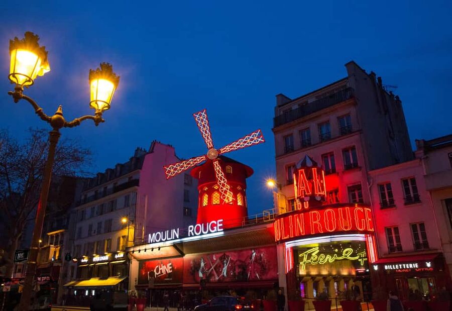 Paris: Champagne at the Moulin Rouge & Seine River Cruise - Key points to know before booking