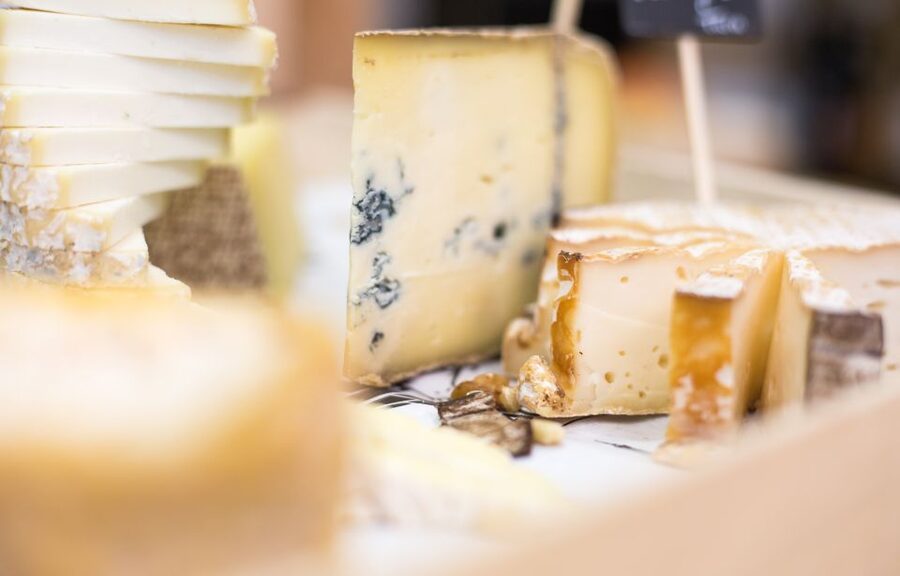 Paris: Cheese and Wine Class in a 17th Century Cellar - Practical details before you reserve