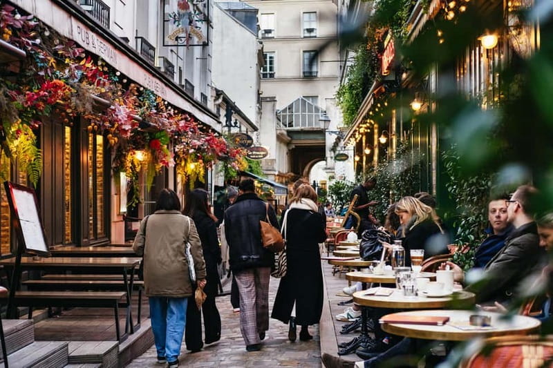 Paris: Chocolate & Patisserie Walking Tour with Tastings - Eight stops, and what that means for your appetite