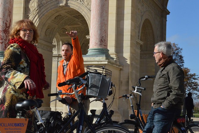 Paris: City Bike Tour on a Dutch Bike - The Champs-Élysées, Grand Palais, and Pont Alexandre III