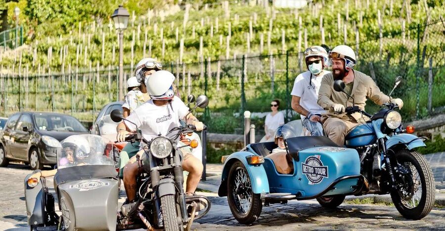 Paris: City Highlights Tour by Vintage Sidecar - Île de la Cité and Notre-Dame