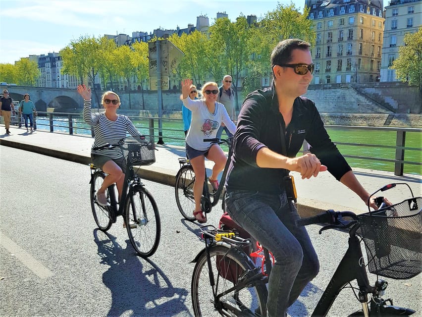 Paris: City Treasures Bike Tour - Odéon, Saint-Germain, and literary Paris