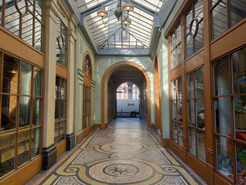Paris: Covered Passages Walking Tour - How much information will you get?